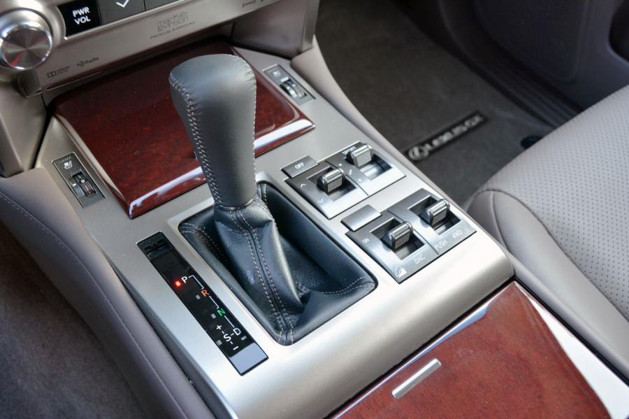  Lexus GX460 2014 года  (фото 45 из 63)